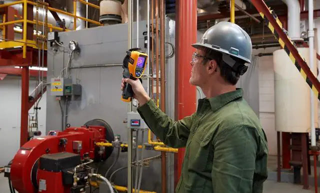 Fluke TIS55+ Thermal Imager - 27Hz Frame Rate, 256 x 192 Infrared Resolution